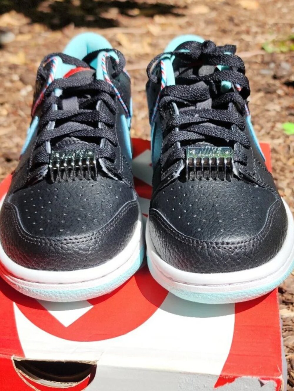 NWT Nike Dunk Low SE (GS) size 6 Youth, 7.5 Women's NIB NEW